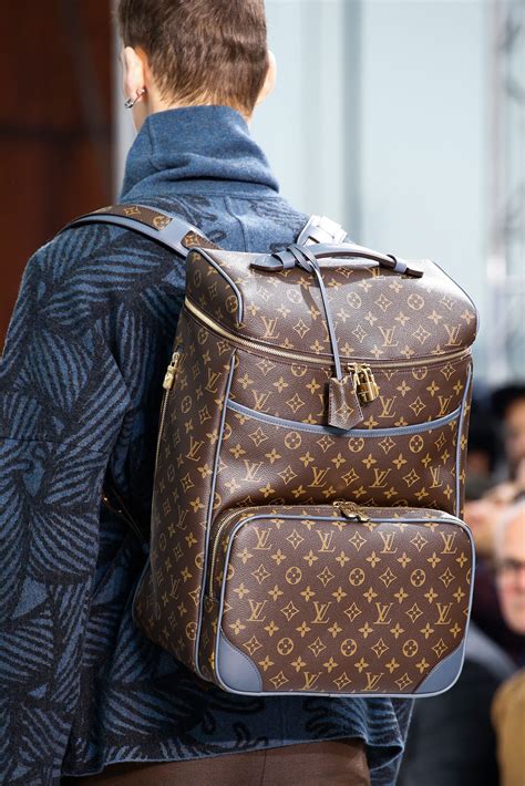 louis vuitton men's luggage bag.